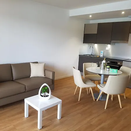 Les Rives Sauvages 4* 말뷔송